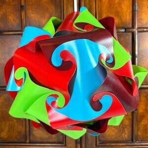 NWOT LuvALamps 30 Piece Kit 3D Customizable Puzzle Lamp